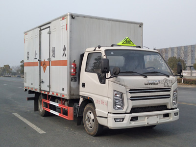 江鈴寬體爆炸物品運輸車(黃牌)